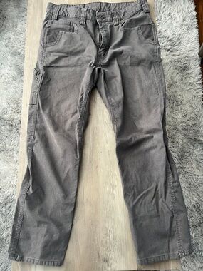 Men's Straight Leg Jeans in Charcoal Gray